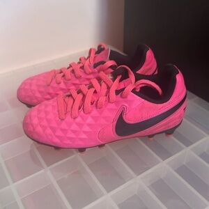 Nike Tiempo Soccer Clets